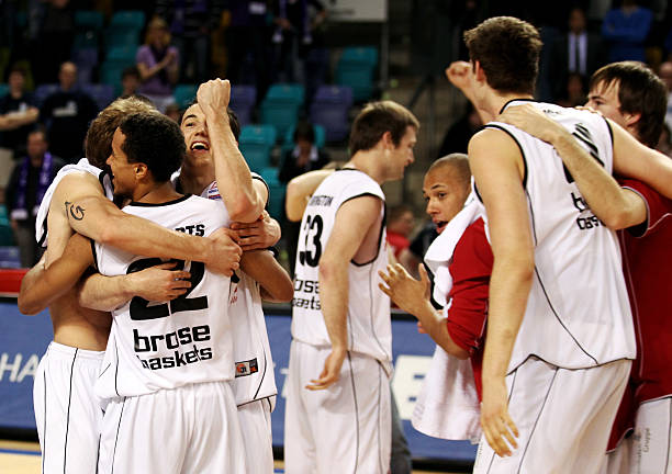 决裁判误判 决裁判误判