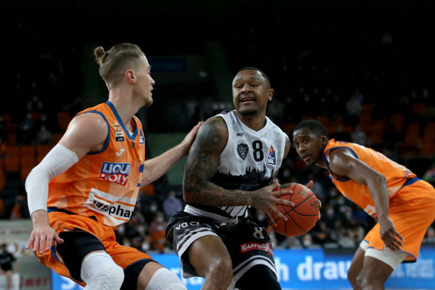 里沙利松 里沙利松