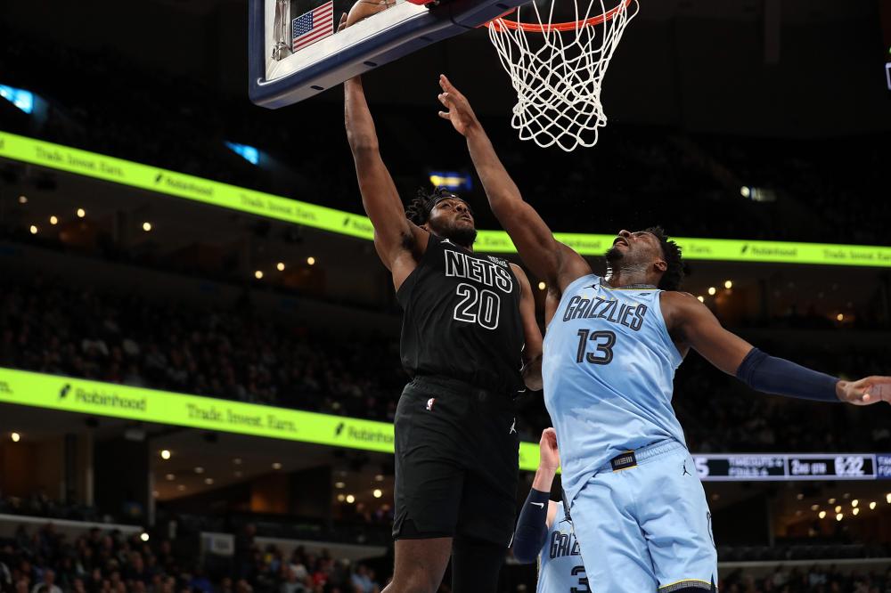 这使得他从 这使得他从