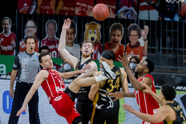 爱德华兹而 爱德华兹而